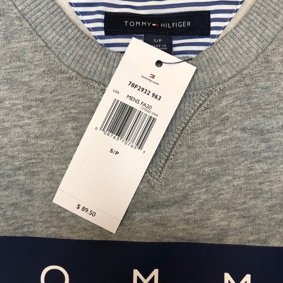 New with tags Tommy Hilfiger Sweater - Picture 4 of 6